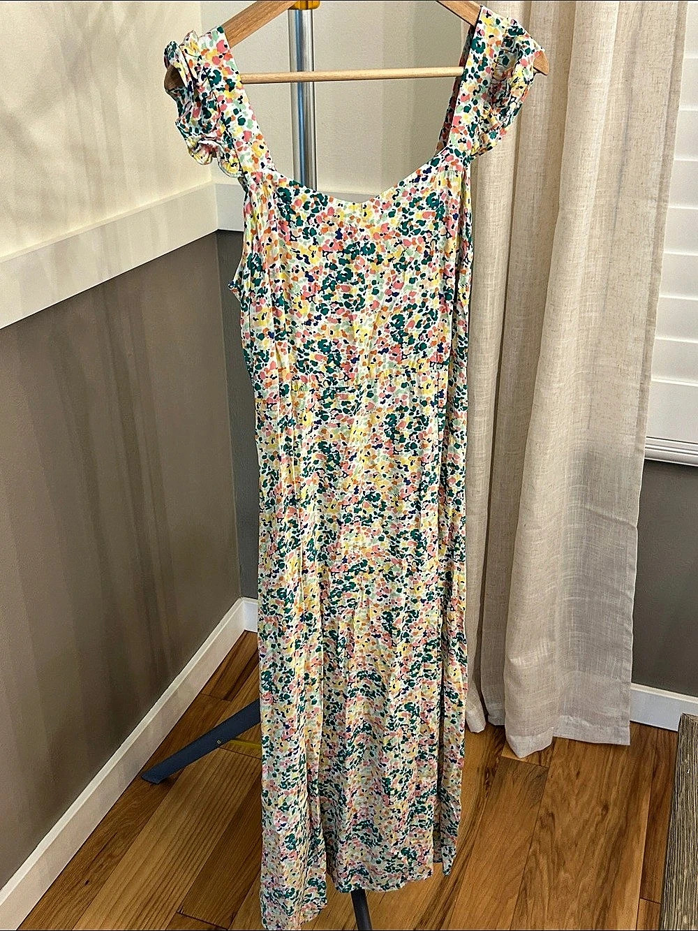 LOFT Floral Maxi Dress Size 4 Like New